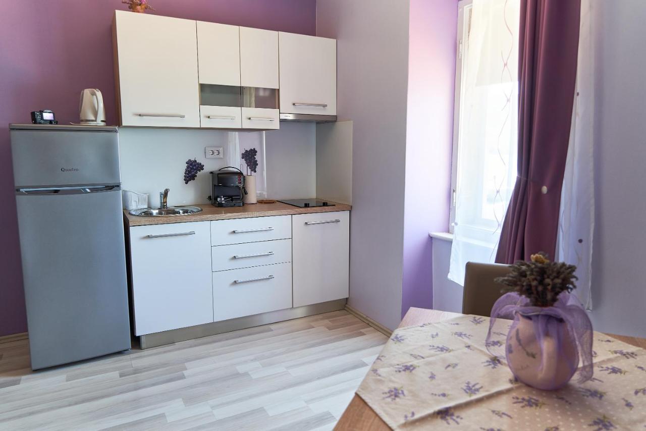 Apartments Nives Cres Exterior foto